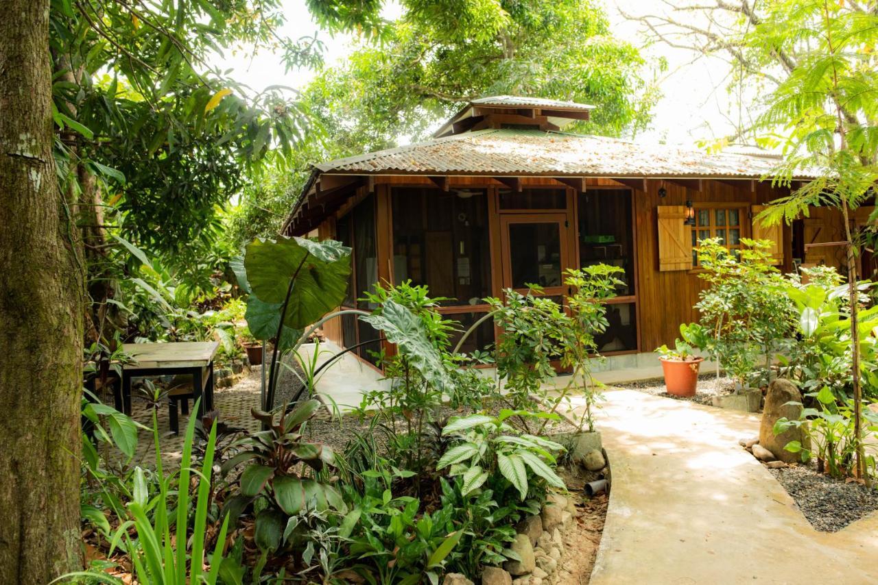 Las Brisas Del Sur Ojochal Exterior photo